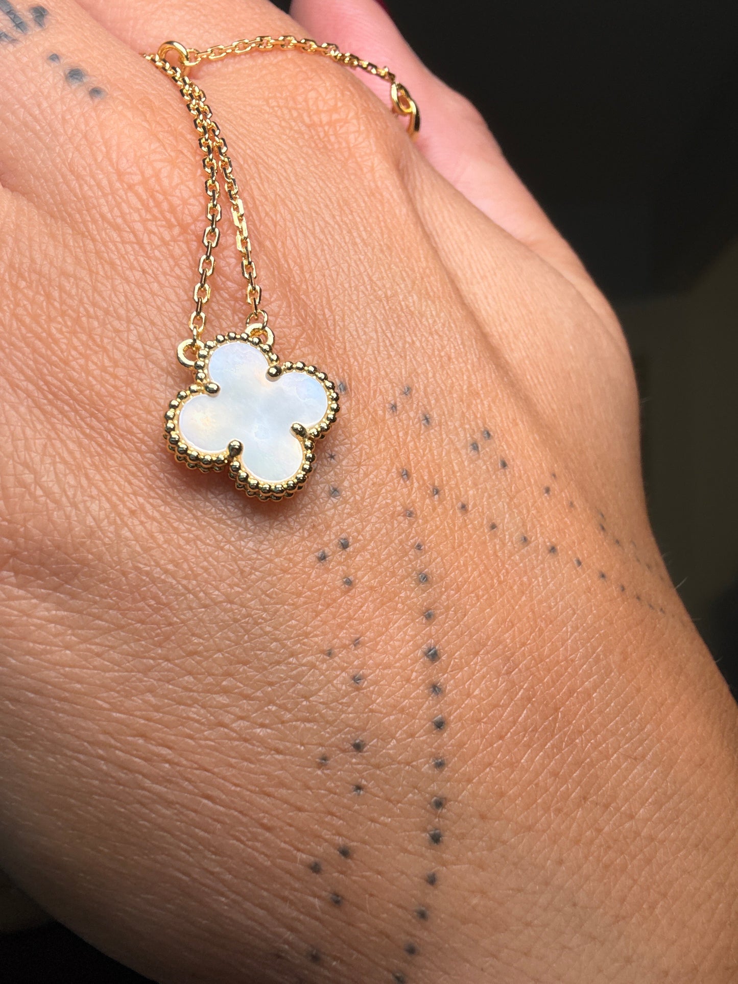 Single Clover Necklace